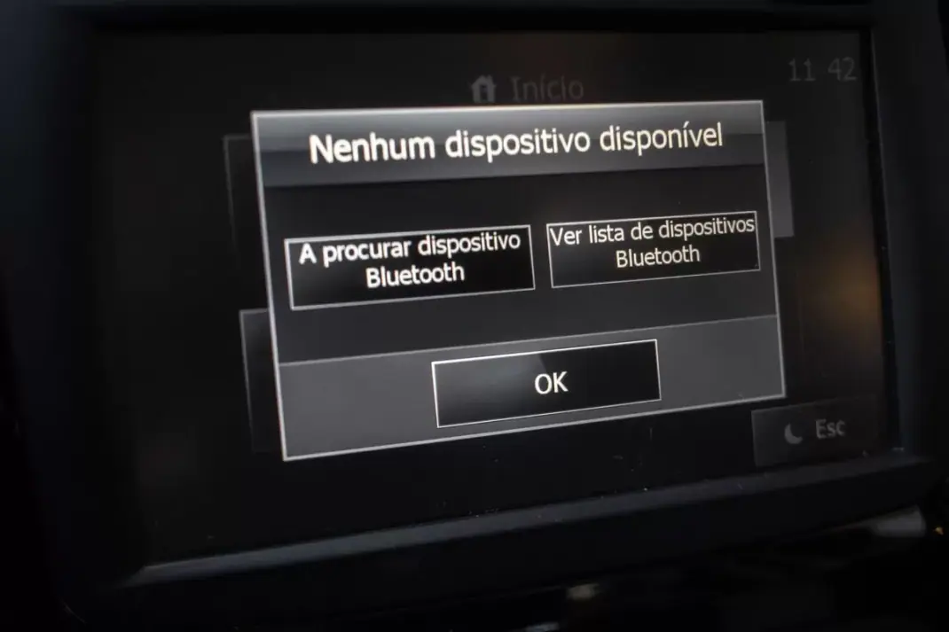 Renault Captur 2014 - 10900 EUR, 135948 km - 135948km - foto 36 de 38