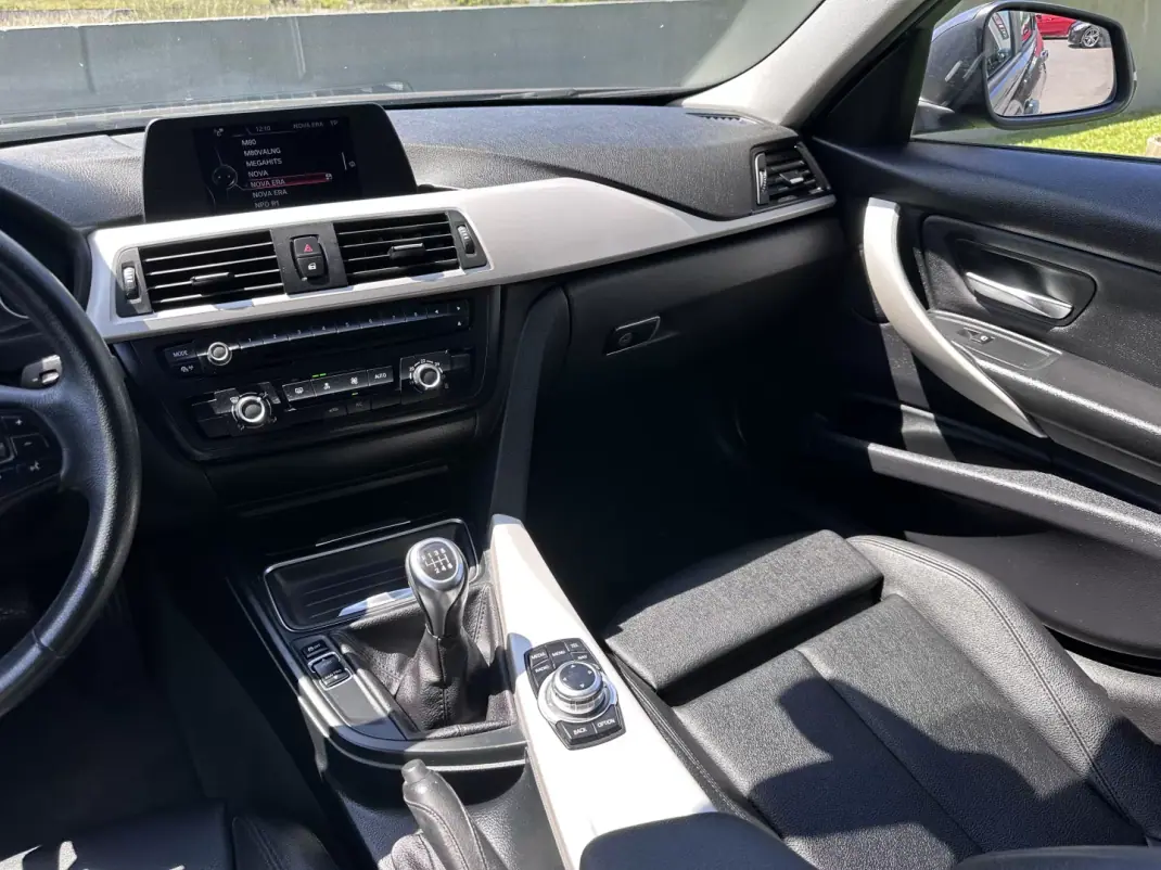 BMW 316 2014 - 11900 EUR, 240000 km - AUTO.MOTO.pt - 240000km - foto 29 de 58