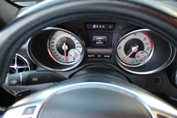 Mercedes-Benz SLK 250 2015 - 22990 EUR, 203350 km - 203350km - foto 16 de 32