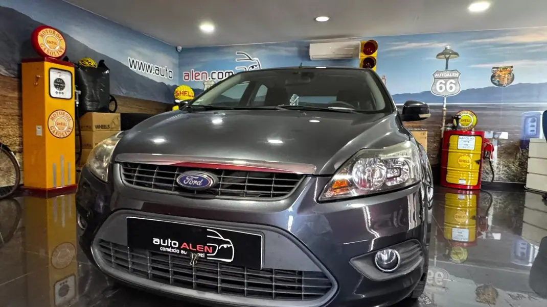Ford Focus 2008 - 5990 EUR, 210940 km - AUTO.MOTO.pt - 210940km - foto 2 de 14