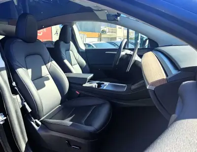 Tesla Model Y 2024 — foto 5 de 20