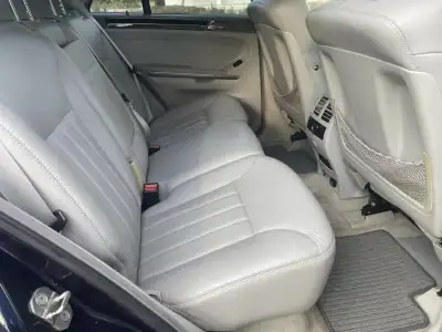 Mercedes-Benz ML 320 2005 - 18900 EUR, 207000 km - AUTO.MOTO.pt - 207000km - foto 11 de 11