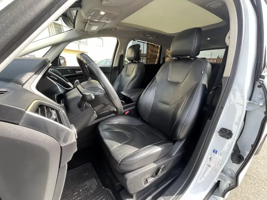 Ford S-Max 2016 - 27250 EUR, 140000 km - AUTO.MOTO.pt - 140000km - foto 38 de 80