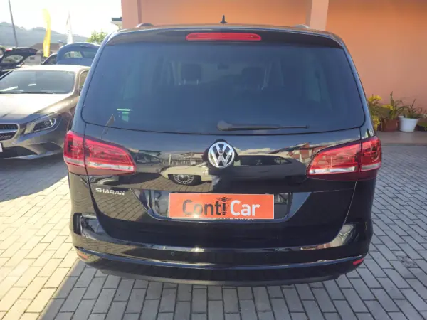 Volkswagen Sharan 2016 - 21500 EUR, 111800 km - AUTO.MOTO.pt - 111800km - foto 5 de 15