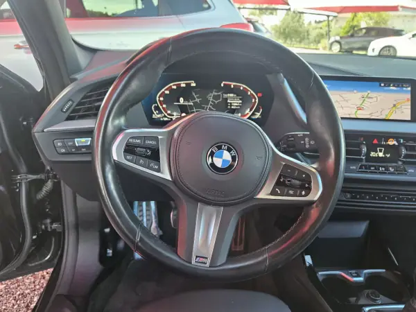 BMW 116 2023 - 27990 EUR, 51000 km - AUTO.MOTO.pt - 51000km - foto 25 de 27