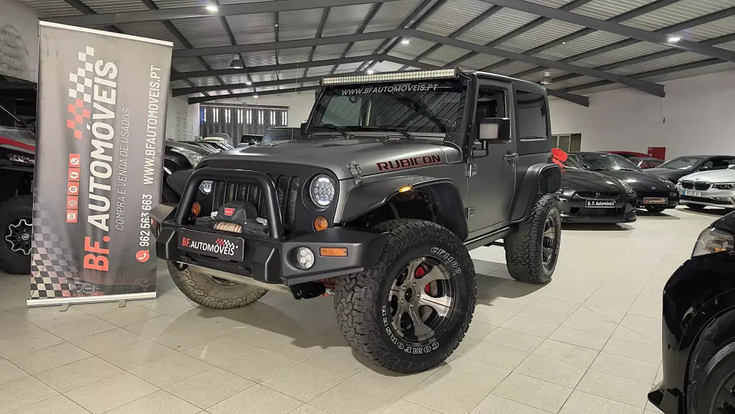 Jeep Wrangler 2010 - 35000 EUR, 129687 km - AUTO.MOTO.pt - 129687km - foto 11 de 47