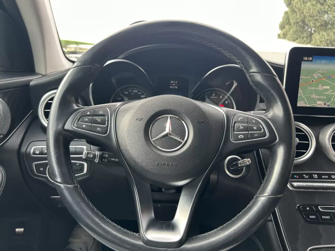 Mercedes-Benz GLC 350 2018 - 26947 EUR, 99000 km - 99000km - foto 13 de 20