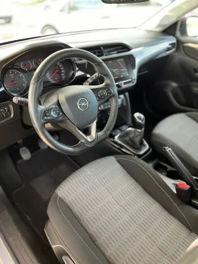 Opel Corsa 2021 - 13900 EUR, 12845 km - AUTO.MOTO.pt - 12845km - foto 7 de 10