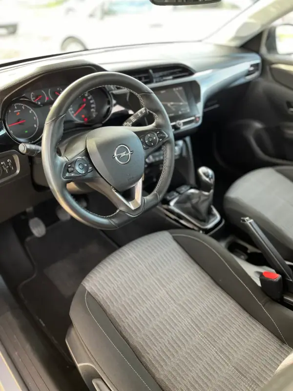 Opel Corsa 2021 - 13900 EUR, 12845 km - AUTO.MOTO.pt - 12845km - foto 7 de 10