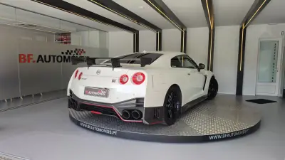 Nissan GT-R 2017 - 300000 EUR, 30685 km - 30685km - foto 4 de 69
