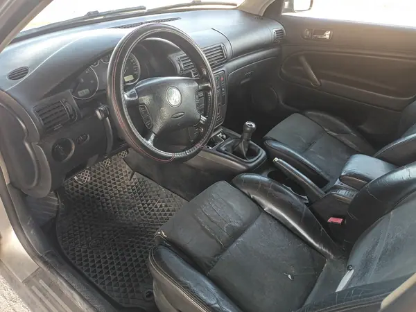 Volkswagen Passat Variant 2004 - 1950 EUR, 160000 km - AUTO.MOTO.pt - 160000km - foto 7 de 7