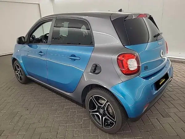 Smart ForFour 2021 - 11900 EUR, 64913 km - 64913km - foto 4 de 12