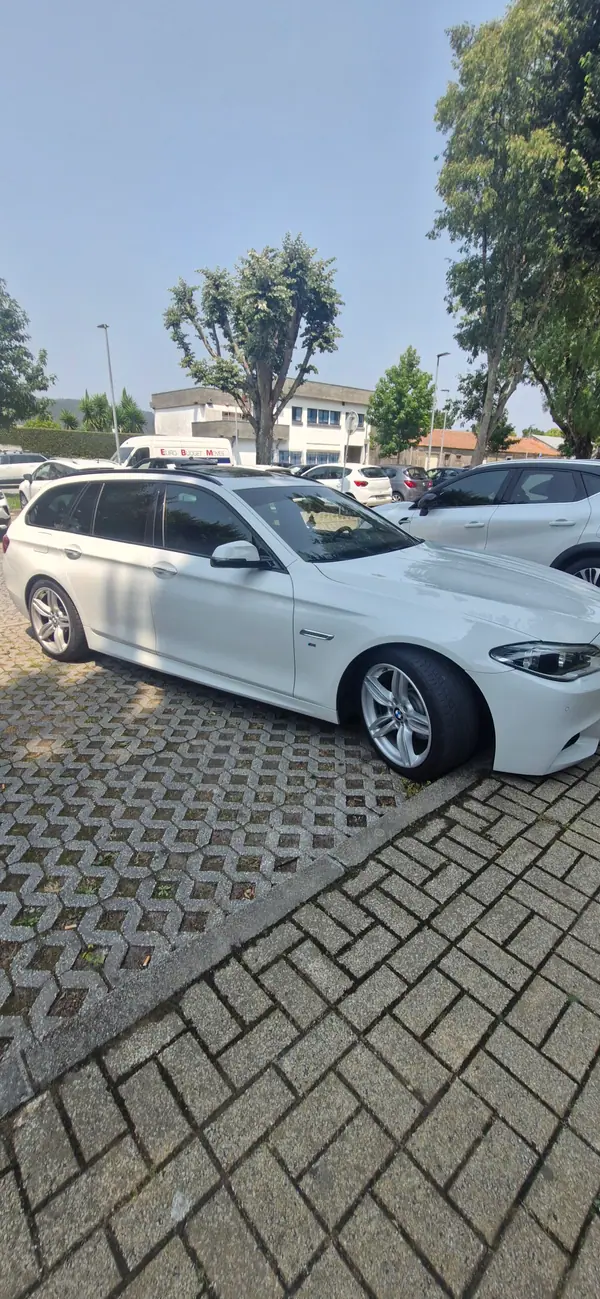 BMW 520 2016 - 18850 EUR, 222500 km - AUTO.MOTO.pt - 222500km - foto 3 de 19