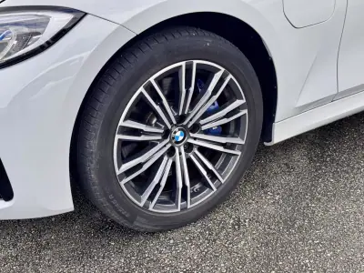 BMW 330 2020 - 32990 EUR, 44000 km - AUTO.MOTO.pt - 44000km - foto 12 de 33