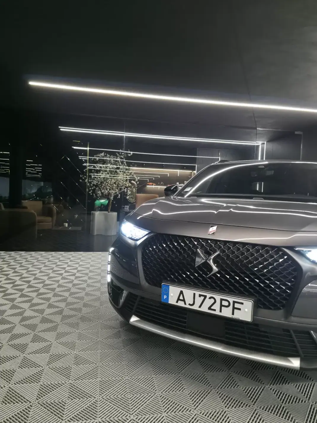 DS DS7 Crossback 2021 - 22750 EUR, 123722 km - 123722km - foto 5 de 34