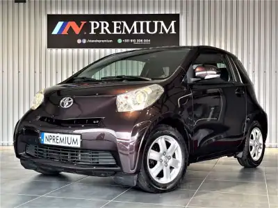 Toyota iQ 2009 - 7750 EUR, 167000 km - AUTO.MOTO.pt - 167000km - foto 2 de 32