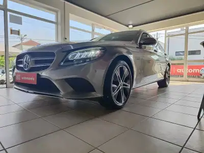 Mercedes-Benz C 300 2020 - 25750 EUR, 107000 km - AUTO.MOTO.pt - 107000km - foto 6 de 42