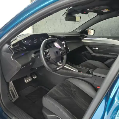 Peugeot 408 2024 - 34850 EUR, 40214 km - AUTO.MOTO.pt - 40214km - foto 17 de 32