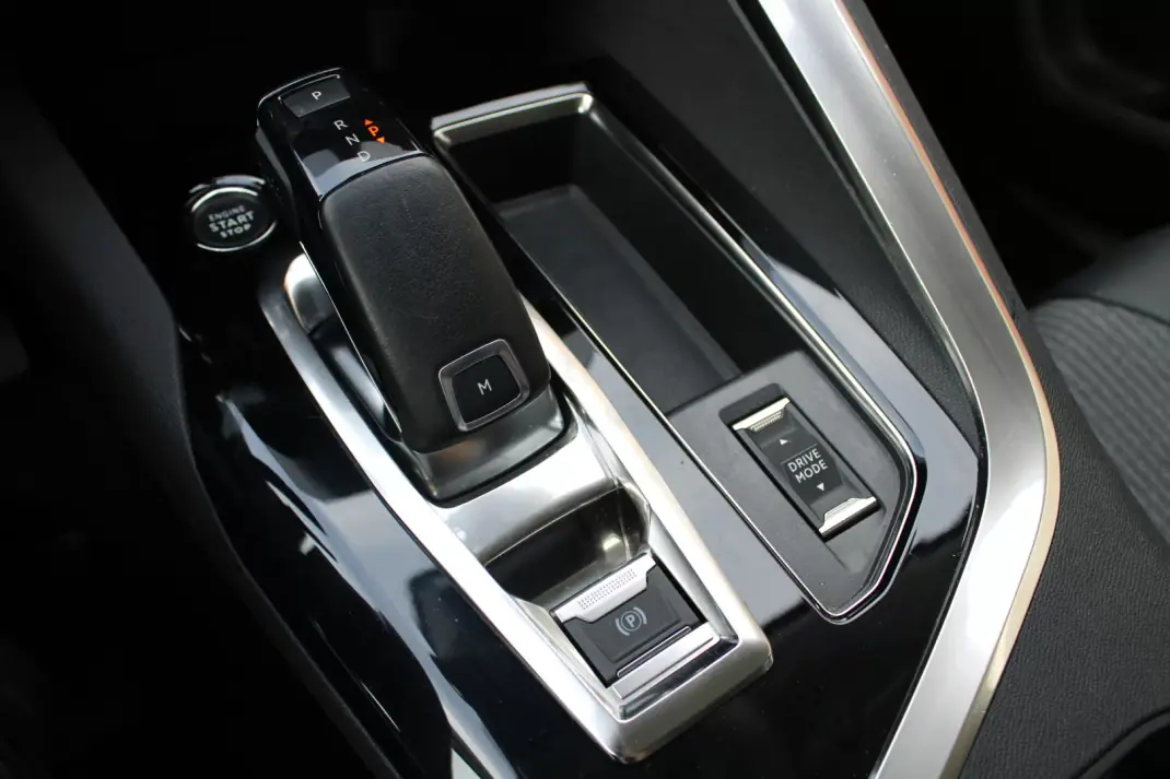 Peugeot 3008 2021 - 22490 EUR, 126000 km - AUTO.MOTO.pt - 126000km - foto 27 de 27