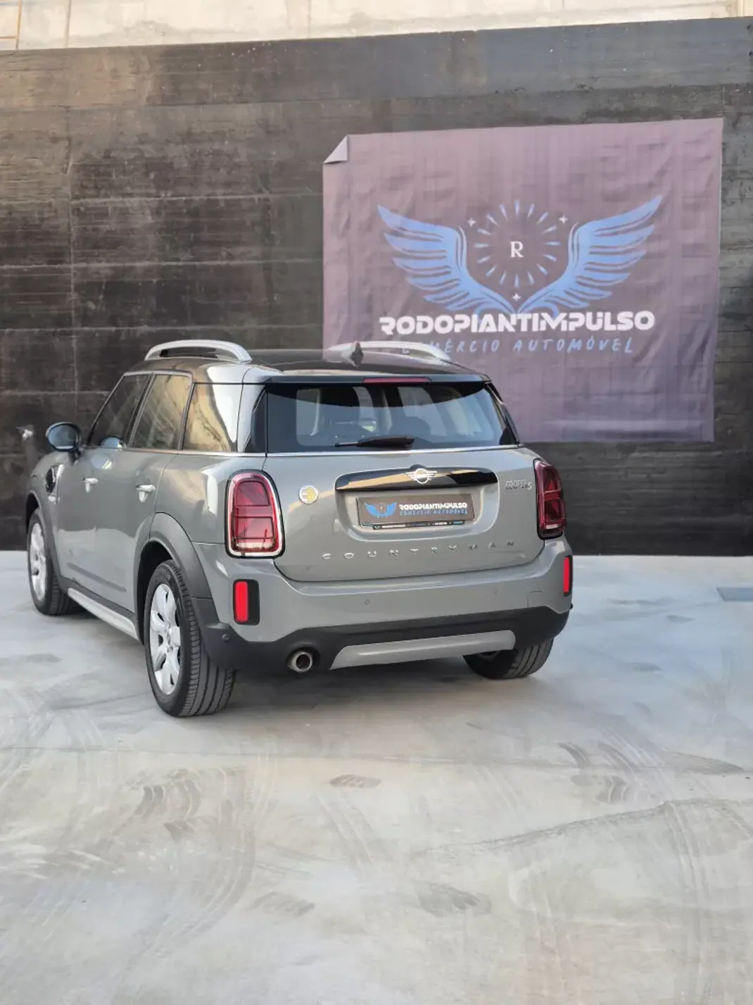 MINI Countryman 2022 - 22000 EUR, 150000 km - 150000km - foto 9 de 37