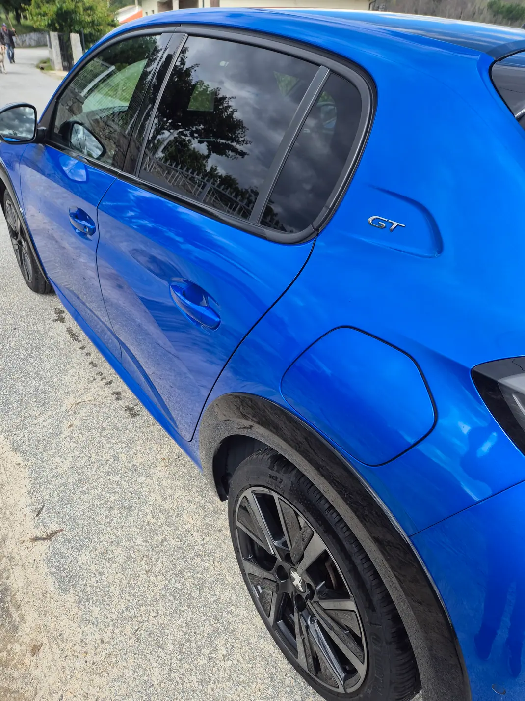 Peugeot 208 2021 - 14250 EUR, 119000 km - AUTO.MOTO.pt - 119000km - foto 8 de 15