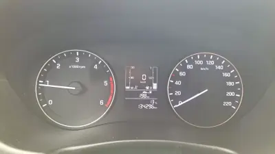 Hyundai i20 2018 - 9980 EUR, 134296 km - AUTO.MOTO.pt - 134296km - foto 38 de 43