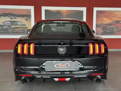 Ford Mustang 2015 - 39990 EUR, 71730 km - AUTO.MOTO.pt - 71730km - foto 13 de 26