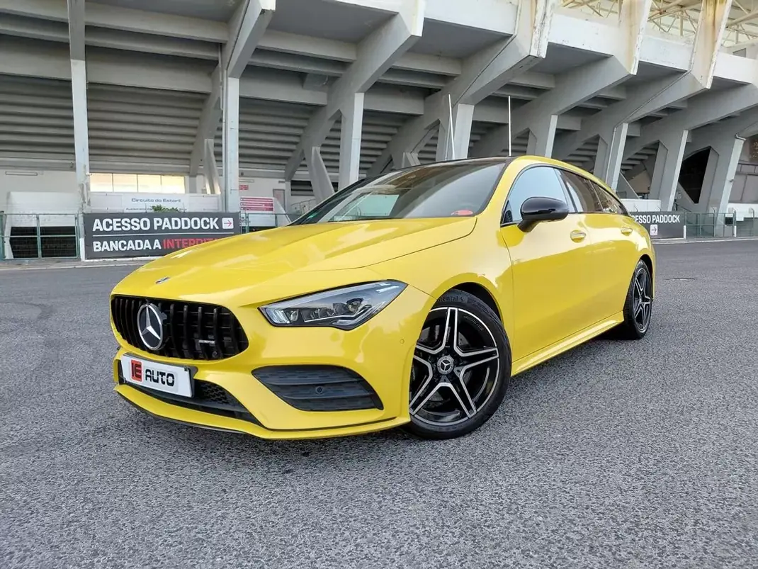 Mercedes-Benz CLA 220 2023 - 40500 EUR, 54785 km - AUTO.MOTO.pt - 54785km - foto 1 de 39