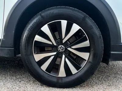 Volkswagen Taigo 2023 — foto 5 de 16