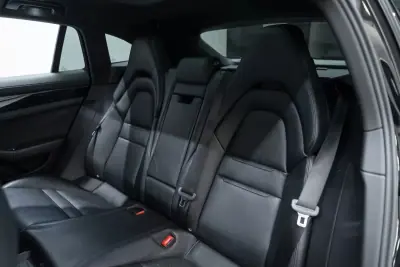 Porsche Panamera Sport Turismo 2020 - 63950 EUR, 111000 km - AUTO.MOTO.pt - 111000km - foto 53 de 53
