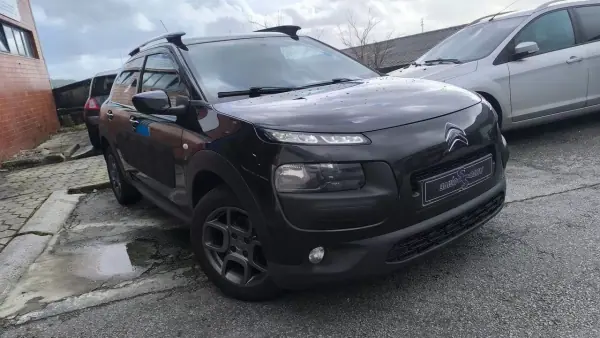 Citroën C4 Cactus 2014 - 9600 EUR, 180000 km - AUTO.MOTO.pt - 180000km - foto 4 de 19