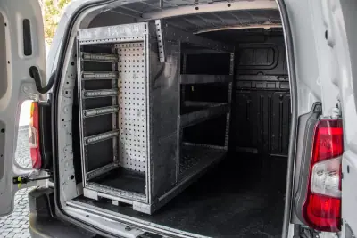 Peugeot Partner 1.5 Blue HDI 100 S&S Premium 2021 - 12990 EUR, 71659 km - AUTO.MOTO.pt - 71659km - foto 23 de 31