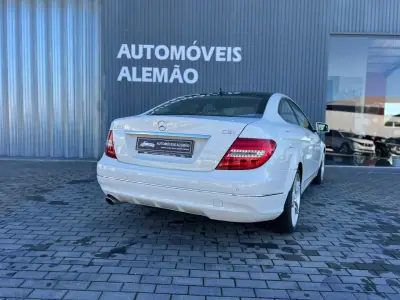 Mercedes-Benz C 220 2012 - 17500 EUR, 190898 km - AUTO.MOTO.pt - 190898km - foto 6 de 19