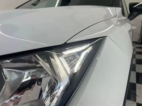 SEAT Arona 2020 - 15490 EUR, 59460 km - AUTO.MOTO.pt - 59460km - foto 3 de 39
