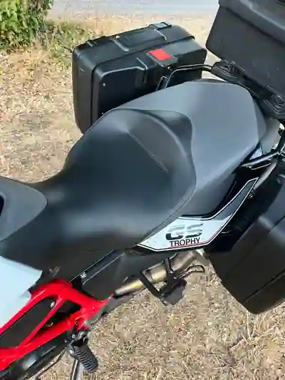 BMW F 800 GS Trophy 2016 - 7200 EUR, 33000 km - foto 3 de 9