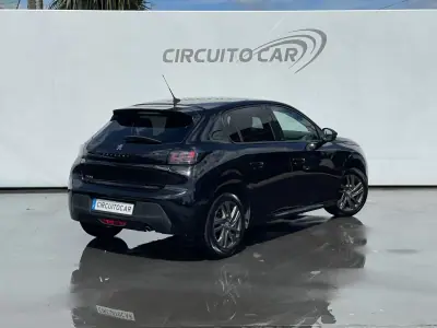 Peugeot 208 2022 - 13400 EUR, 53386 km - AUTO.MOTO.pt - 53386km - foto 5 de 7