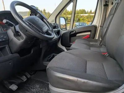 Citroën 2020 - 14990 EUR, 145000 km - AUTO.MOTO.pt - 145000km - foto 11 de 18