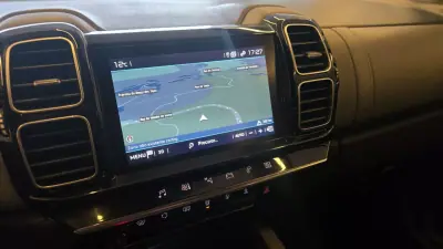 Citroën C5 Aircross 2019 - 15900 EUR, 144013 km - AUTO.MOTO.pt - 144013km - foto 42 de 52