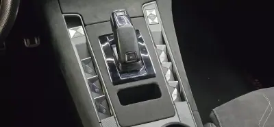 DS DS7 Crossback 2019 - 20990 EUR, 170000 km - AUTO.MOTO.pt - 170000km - foto 47 de 59