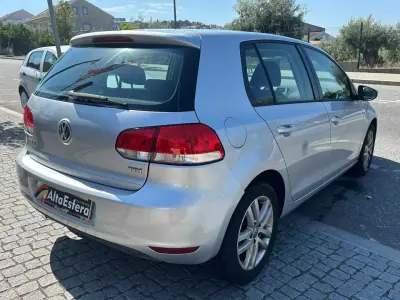 Volkswagen Golf 2009 - 6900 EUR, 296870 km - foto 6 de 29