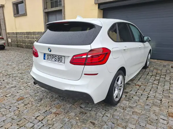 BMW 216 Active Tourer 2015 - 14990 EUR, 142957 km - AUTO.MOTO.pt - 142957km - foto 5 de 20