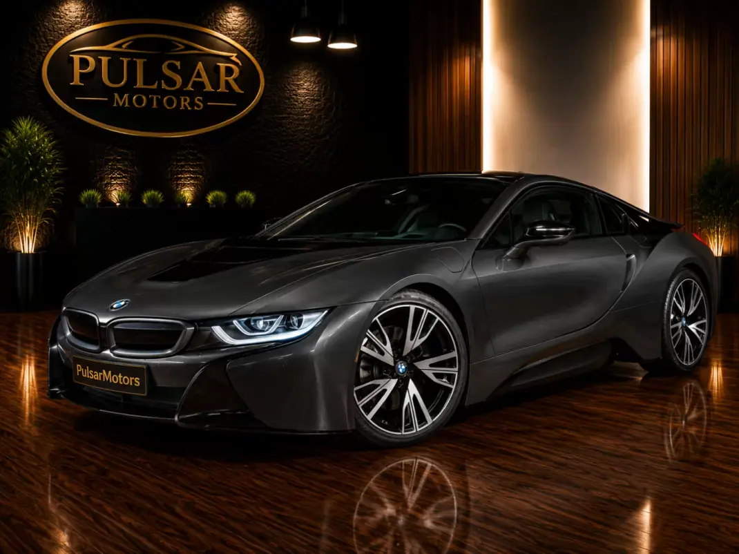 BMW i8 2015 - 69000 EUR, 91500 km - AUTO.MOTO.pt - 91500km - foto 1 de 17