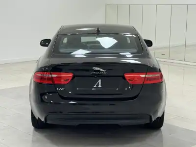 Jaguar XE 2016 - 15990 EUR, 184000 km - AUTO.MOTO.pt - 184000km - foto 14 de 26