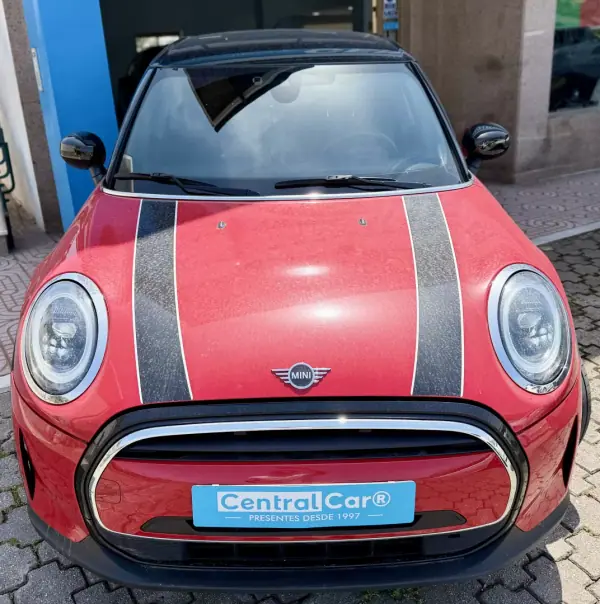 MINI 5 Portas 2023 - 26950 EUR, 56000 km - AUTO.MOTO.pt - 56000km - foto 4 de 27
