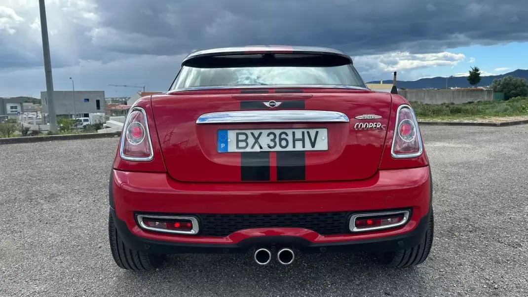 MINI Coupé 2012 - 10990 EUR, 178000 km - AUTO.MOTO.pt - 178000km - foto 18 de 18