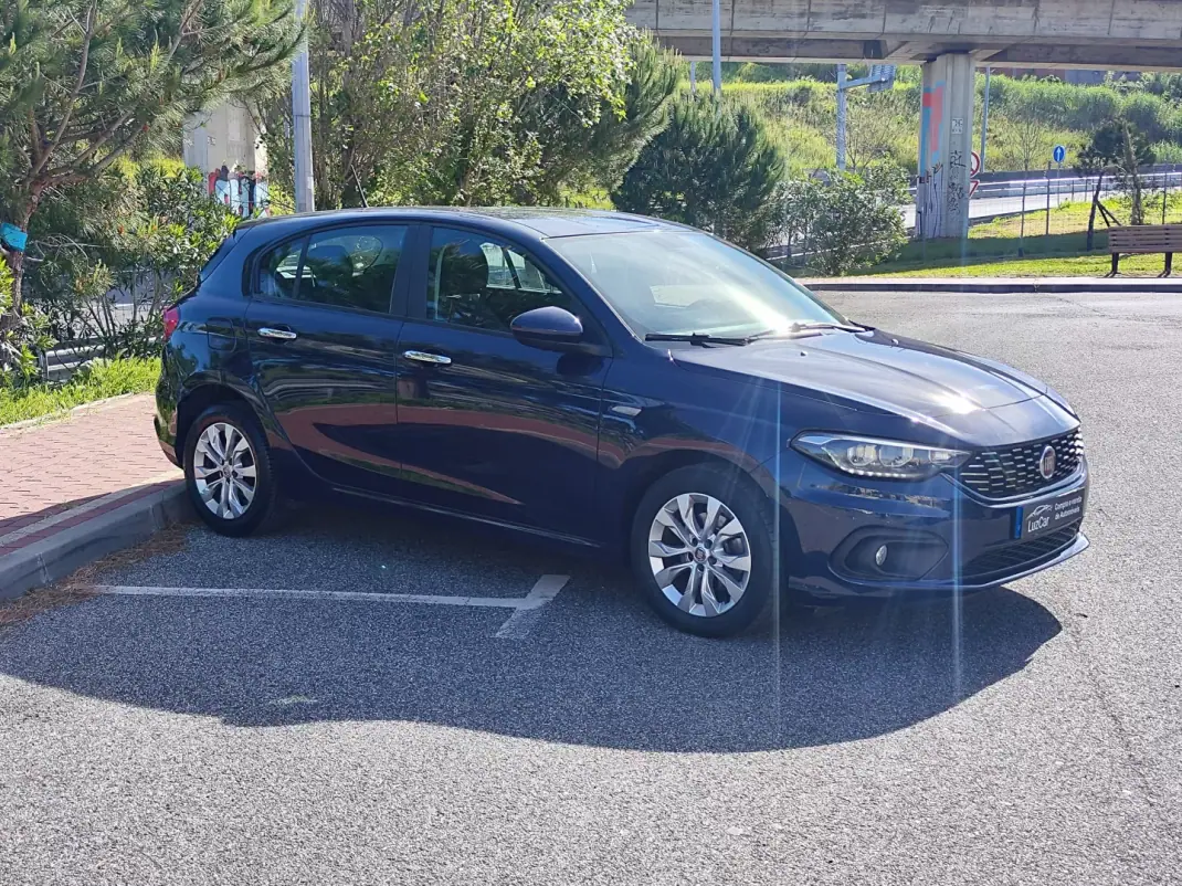 Fiat Tipo 2016 - 8480 EUR, 177150 km - AUTO.MOTO.pt - 177150km - foto 5 de 39