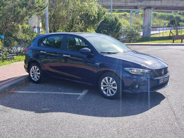 Fiat Tipo 2016 - 7980 EUR, 177150 km - AUTO.MOTO.pt - 177150km - foto 5 de 39