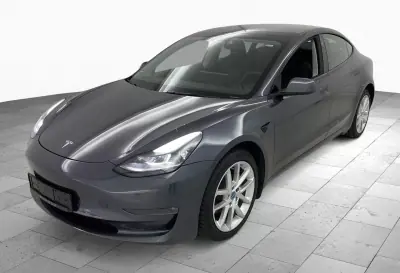 Tesla Model 3 2023 - 37000km
