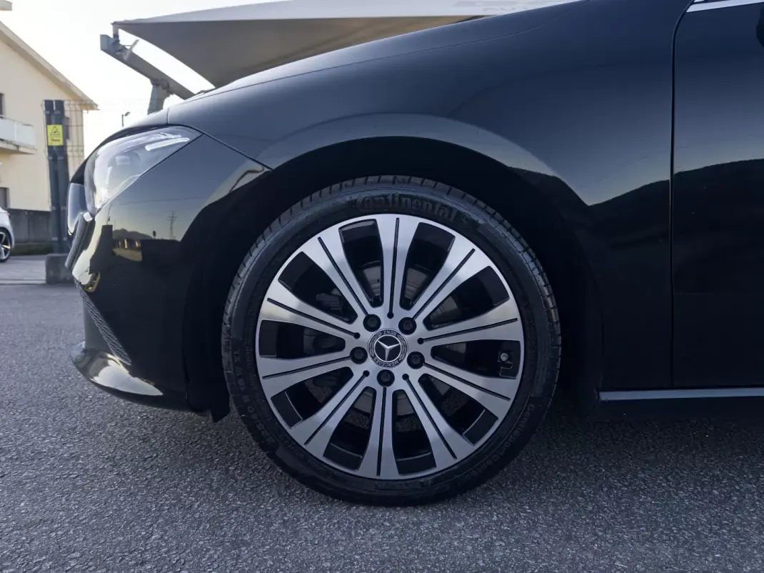 Mercedes-Benz CLA 180 2019 - 21990 EUR, 164000 km - AUTO.MOTO.pt - 164000km - foto 9 de 39