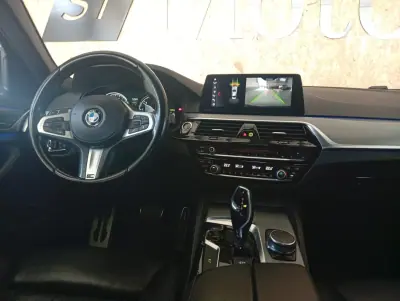 BMW 520 2017 - 33950 EUR, 225000 km - AUTO.MOTO.pt - 225000km - foto 10 de 21